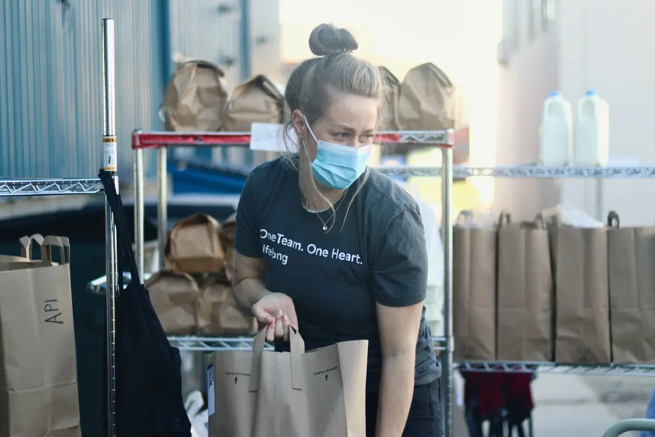 Deliver Food to Neighbors with Chicken Soup Brigade