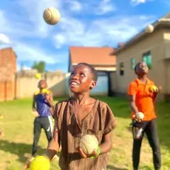 JUGGLING