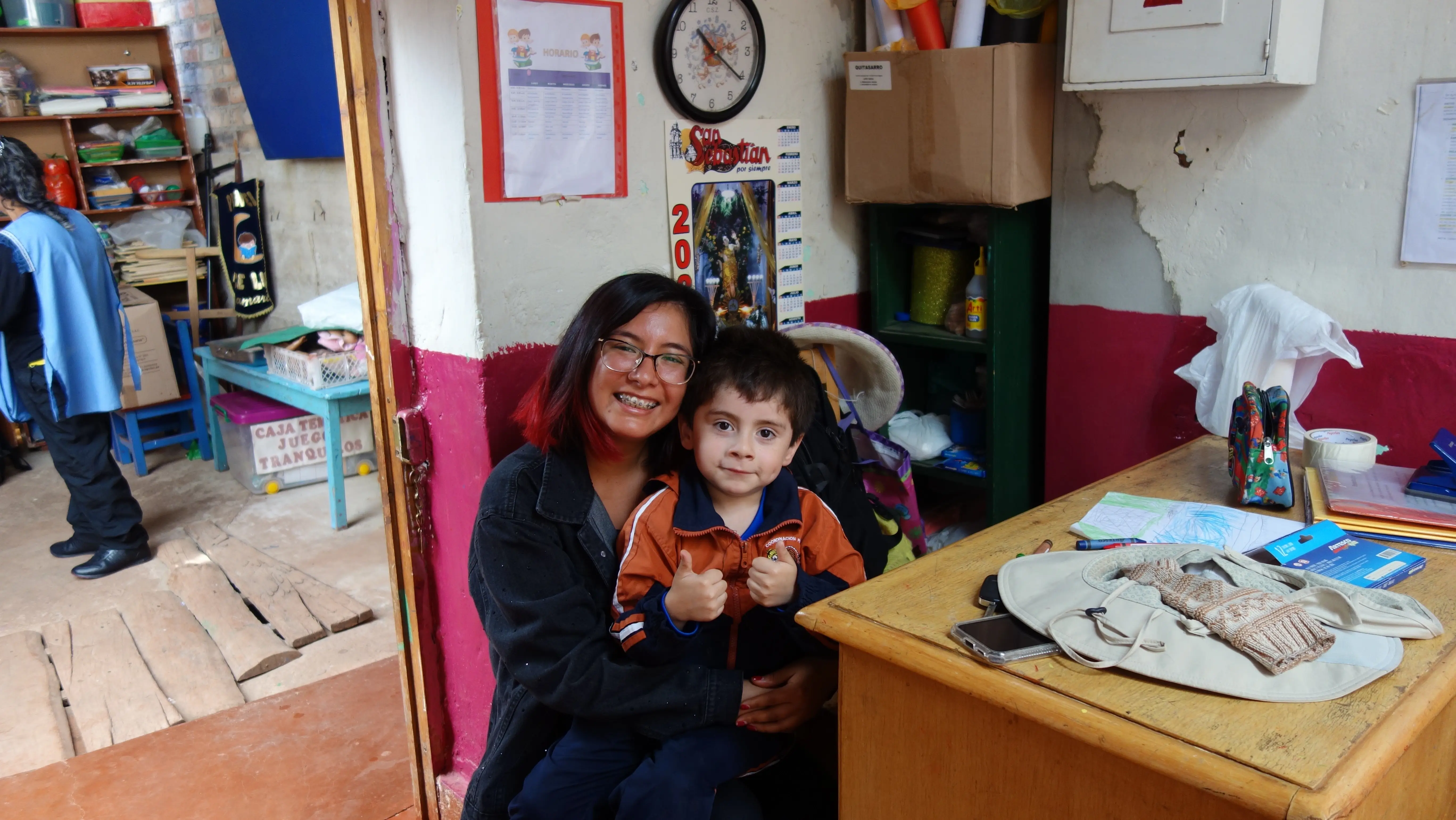 CONSTRUYENDO AULAS ESCOLARES PARA NIÑOS MENORES DE 5 AÑOS EN CAJAMARCA, PERU