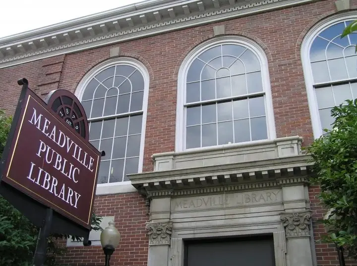 Pizza? T-Shirt? Free Book? Help with the Meadville Public Library Semi-Annual Book Sale Set-up