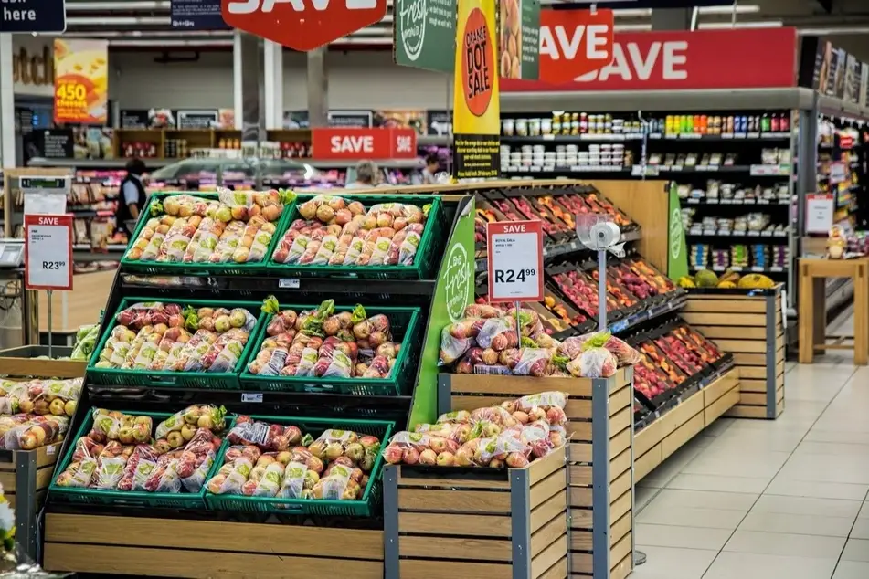 frutas en un supermercado