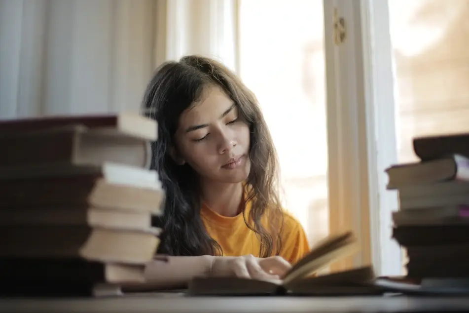 woman reading books